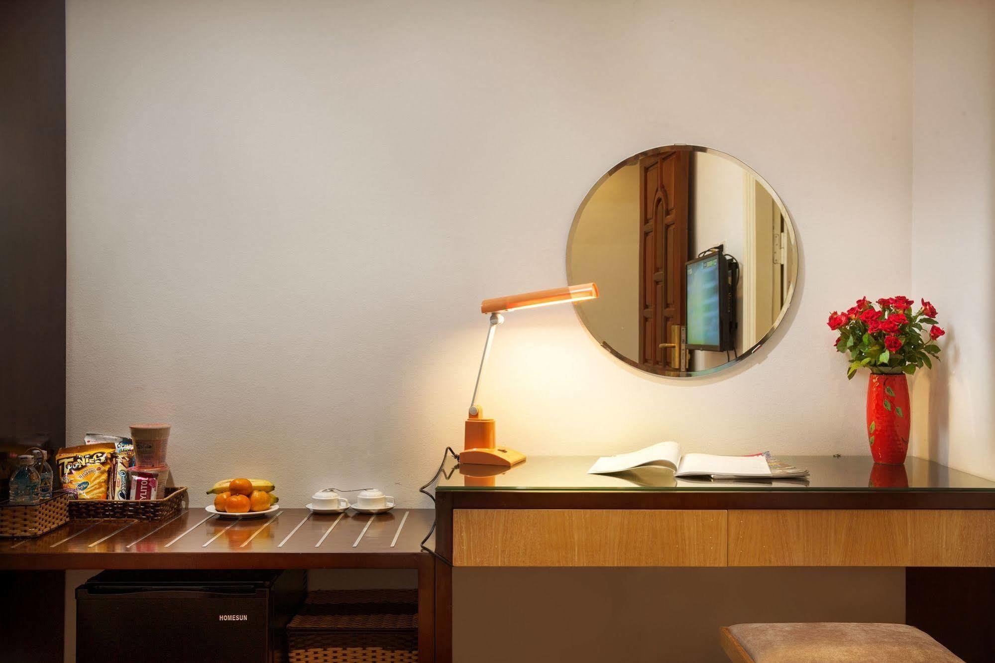 Tu Sakura Hotel Ханой Экстерьер фото